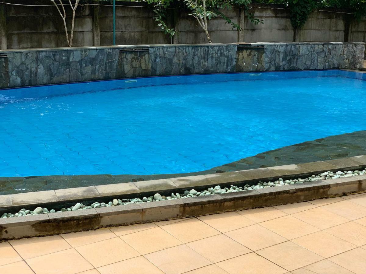 Kampoeng Wisata Rumah Joglo Bogor Exterior foto