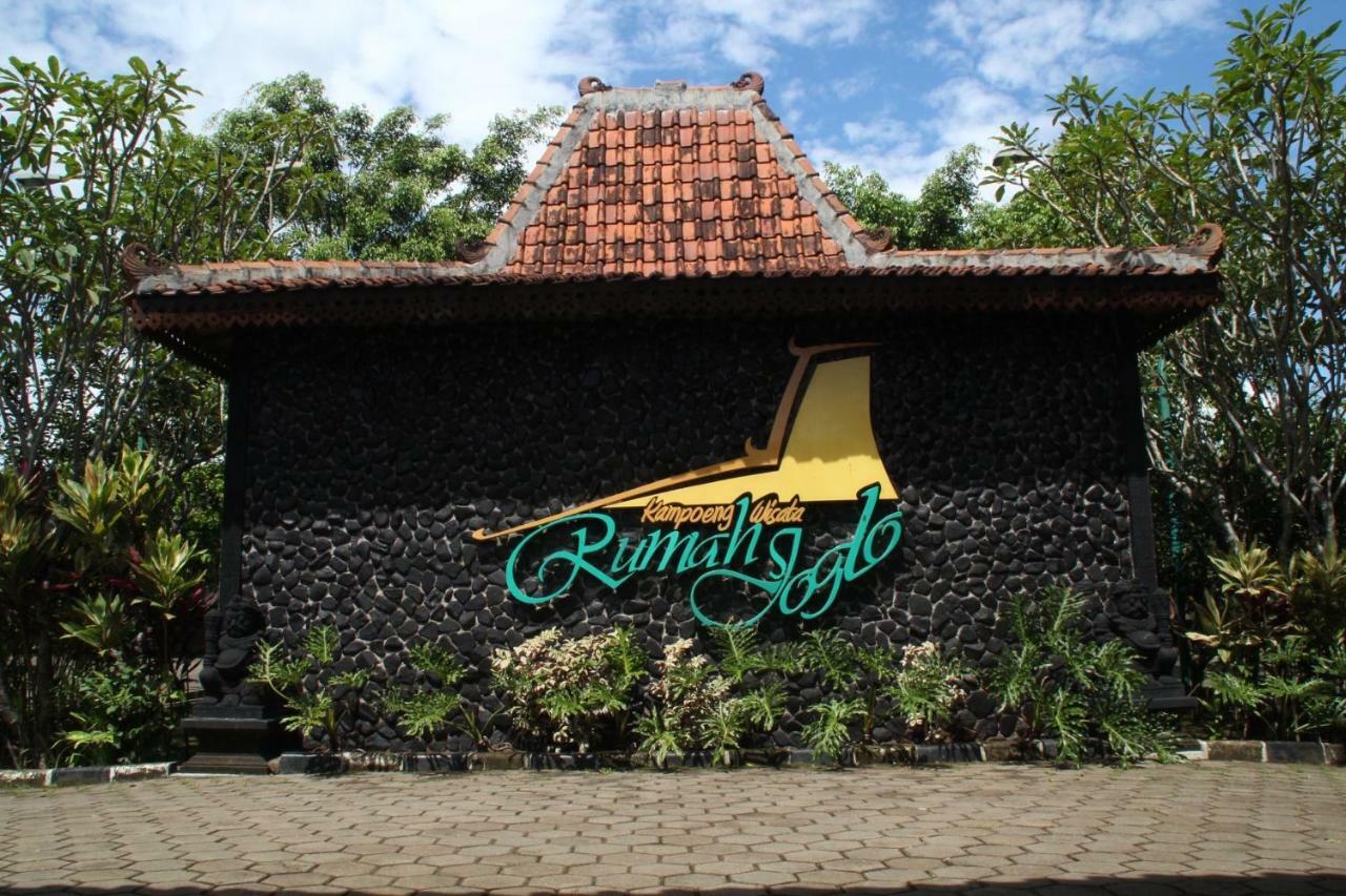 Kampoeng Wisata Rumah Joglo Bogor Exterior foto